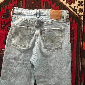 Levis Premium jeans- Ribcage Ankle size 26